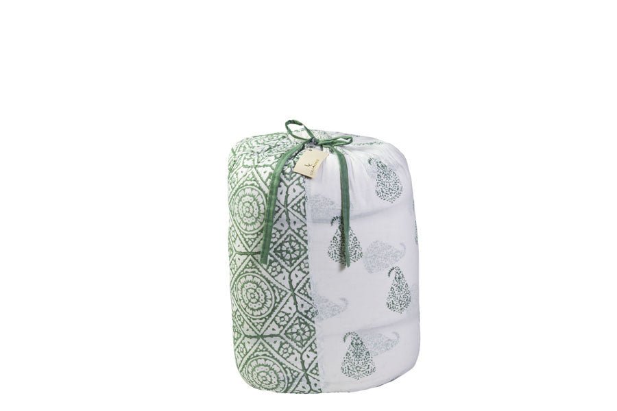 Tranquility Tangier Reversible Quilt - Image 8